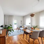 アパート Bombarda Homes ポルト