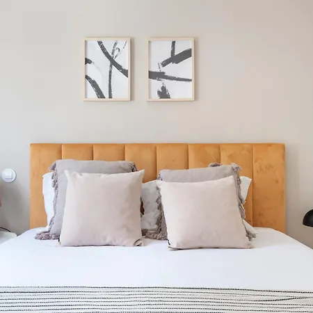 Apartment Bombarda Homes *