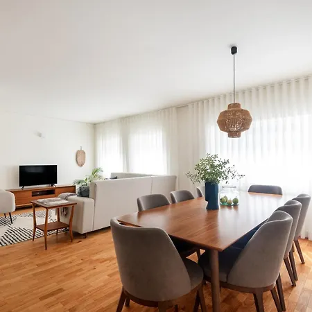 Bombarda Homes 아파트 *