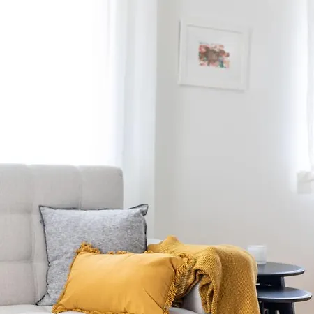 Bombarda Homes * بورتو