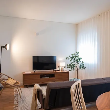 Bombarda Homes * ポルト