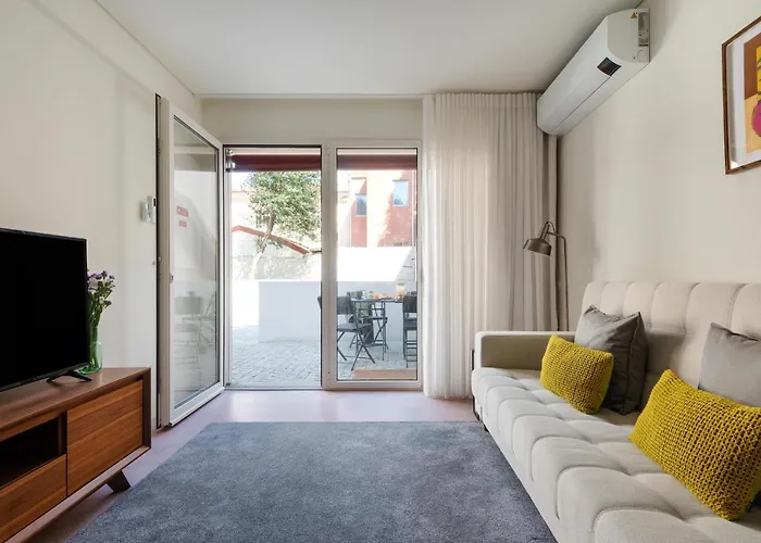 Lägenhet Bombarda Homes