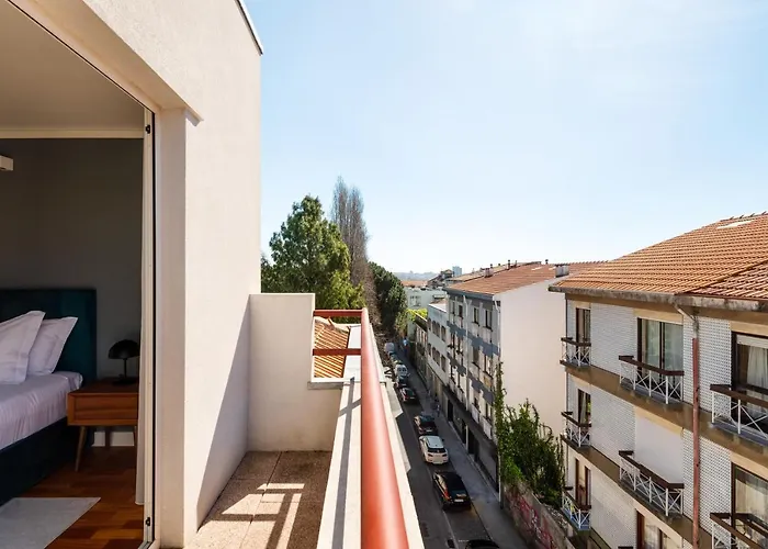 Lägenhet Bombarda Homes *